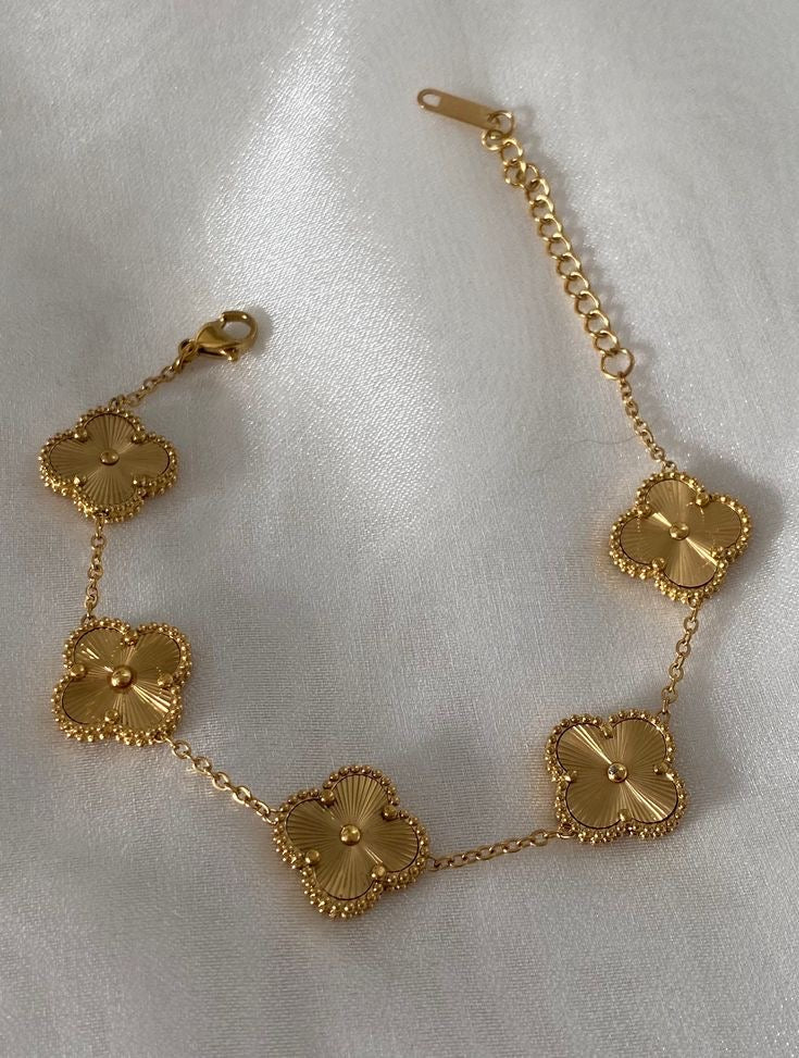 Van Cleef-Inspired Gold Quatrefoil Bracelet
