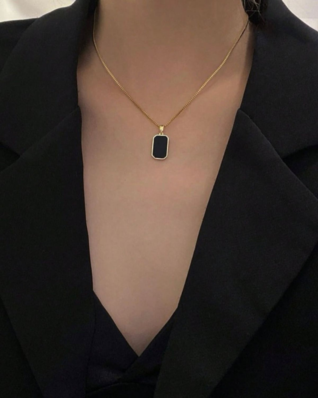 Elegant Black Onyx Unisex Pendant Necklace