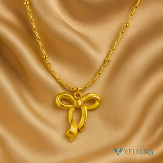 Elegant Bow Chain necklace
