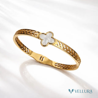 White Clover Gold Bracelet