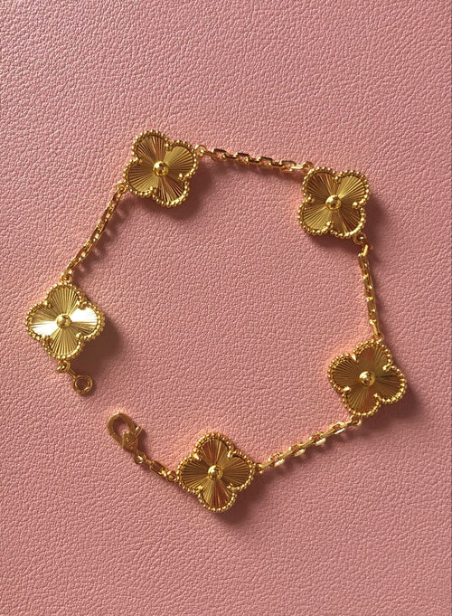 Van Cleef-Inspired Gold Quatrefoil Bracelet