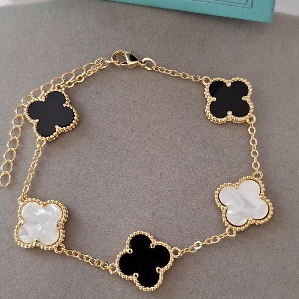 Elegant Black & White Clover Bracelet
