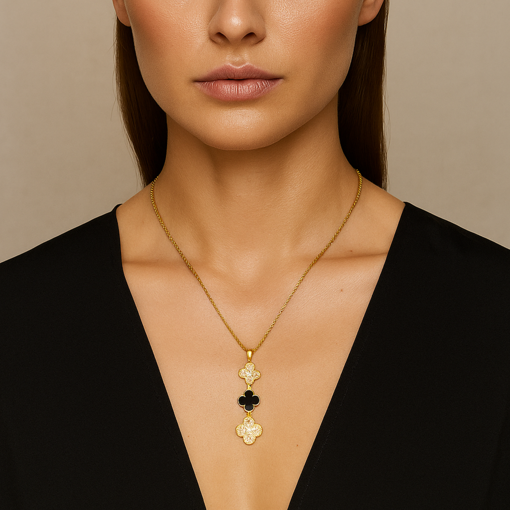 Gold Clover Pendant Necklace – Sparkling Diamond Accents, Elegant & Durable