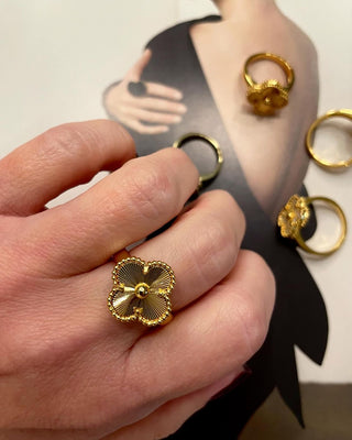Van Cleef-Inspired Clover Ring