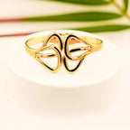 Elegant  Gold Plated Open Petal Design Bracelet - VelluraJewellery