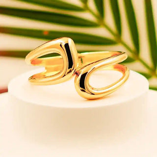 Elegant Modern Open-Loop Gold Plated Bracelet - VelluraJewellery